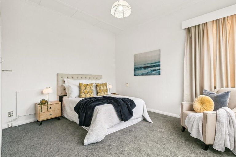 Photo of property in 5 Herald Terrace, Berhampore, Wellington, 6023