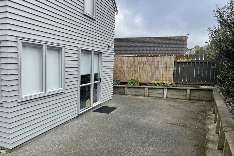 Photo of property in 14b Bracken Road, Newlands, Wellington, 6037