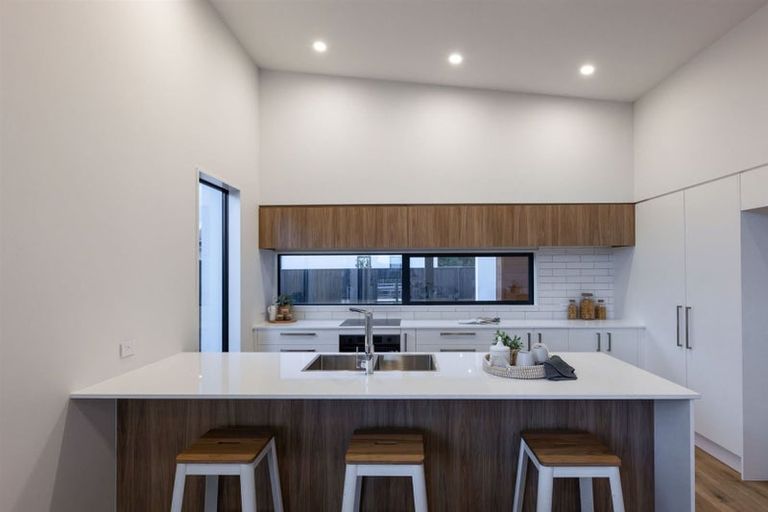 Photo of property in 10 Burkett Street, Marshland, Christchurch, 8051