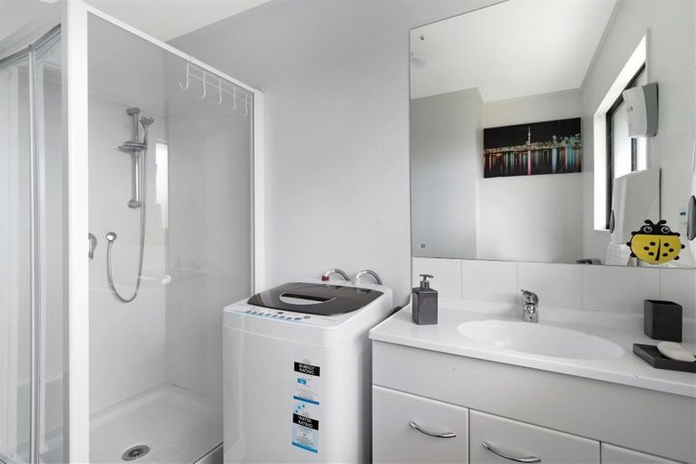 Photo of property in 79 Pooks Road, Ranui, Auckland, 0612