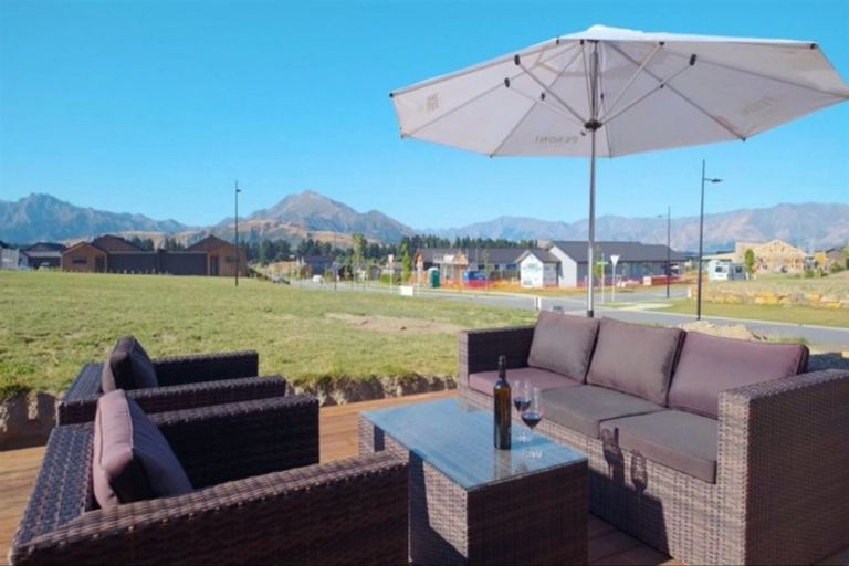 Photo of property in 43 Northburn Road, Wanaka, 9305