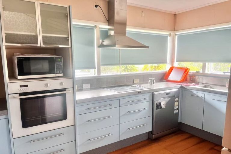 Photo of property in 6 Miramar Place, Pakuranga, Auckland, 2010