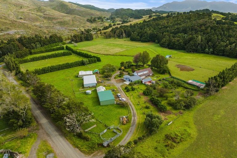Photo of property in 710 Sommerville Road, Tangowahine, Dargaville, 0372