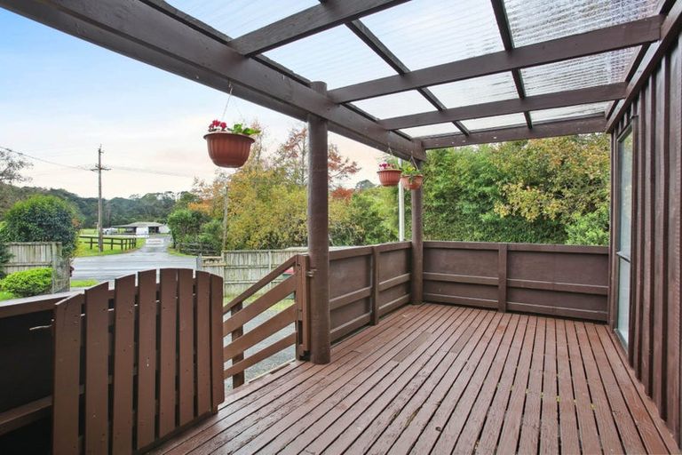 Photo of property in 82 Glen Road, Ranui, Auckland, 0612