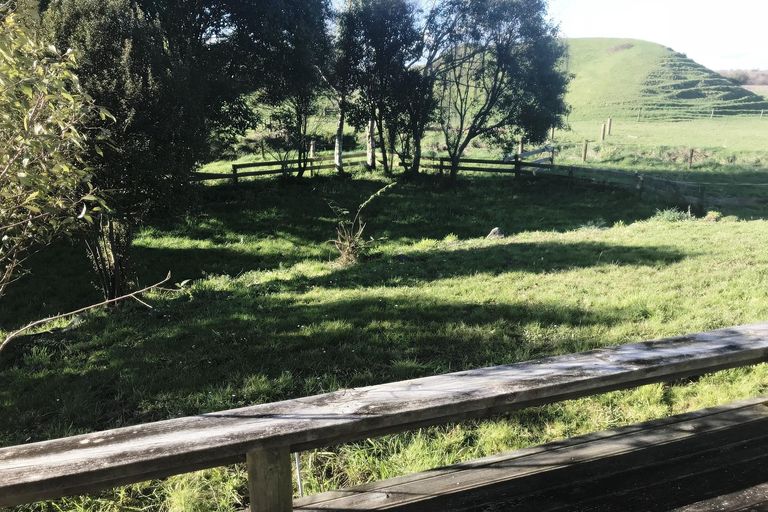 Photo of property in 1162 Churchill Road, Pukekawa, Tuakau, 2696