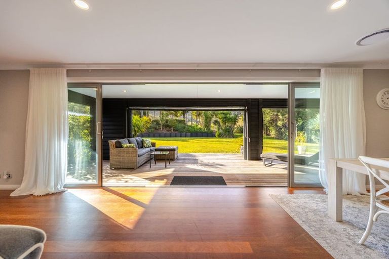 Photo of property in 875 Hibiscus Coast Highway, Waiwera, Orewa, 0994