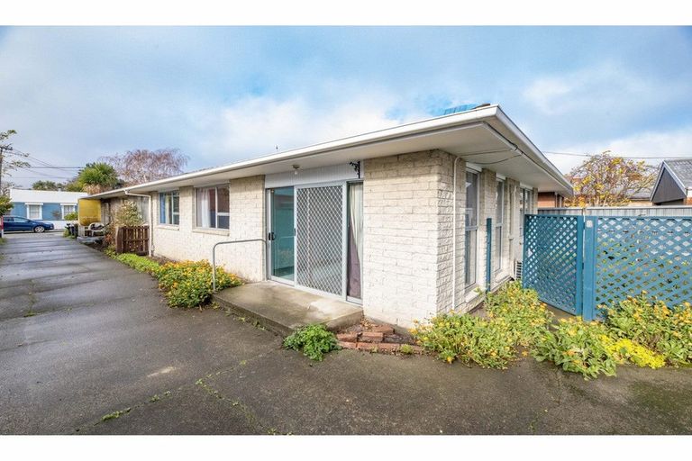 Photo of property in 2/11 Gilby Street, Linwood, Christchurch, 8011