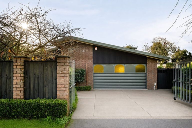 Photo of property in 8a Tamihana Avenue, Fairfield, Hamilton, 3214