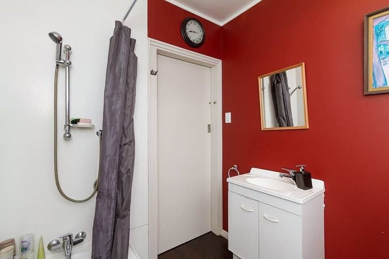 Photo of property in 19a Bristol Street, Trentham, Upper Hutt, 5018