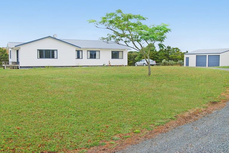 Photo of property in 255 Gibbons Road, Kaiwaka, 0573