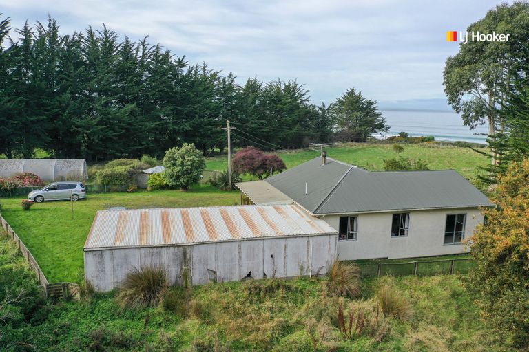 Photo of property in 110 Taieri Mouth Road, Kuri Bush, Brighton, 9091