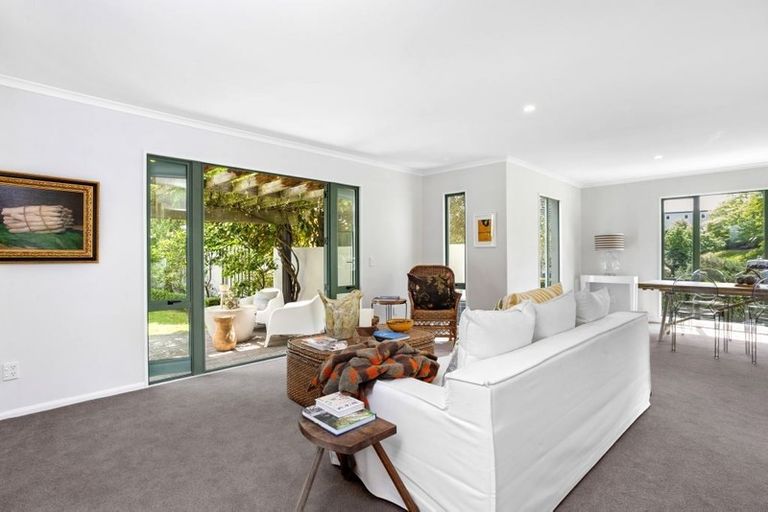 Photo of property in 4 Enticott Place, Huntsbury, Christchurch, 8022