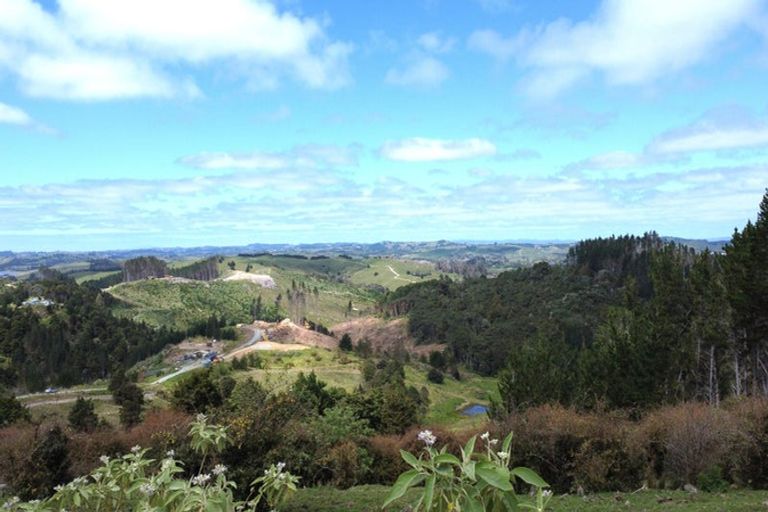 Photo of property in 623 Bickerstaffe Road, Maungaturoto, 0587