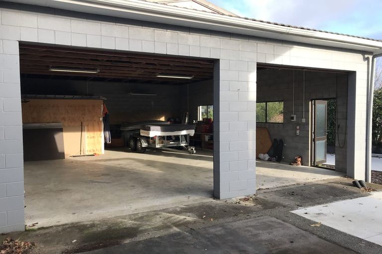 Photo of property in 9b Belair Avenue, Blagdon, New Plymouth, 4310