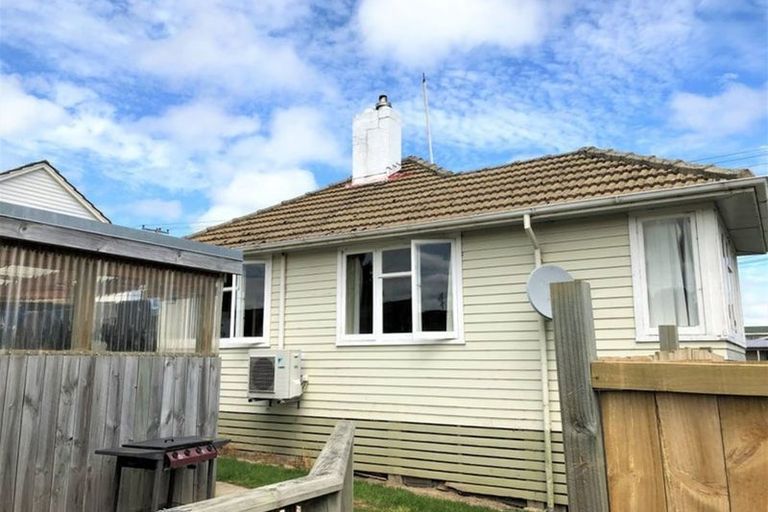 Photo of property in 46 Gormack Street, Balclutha, 9230