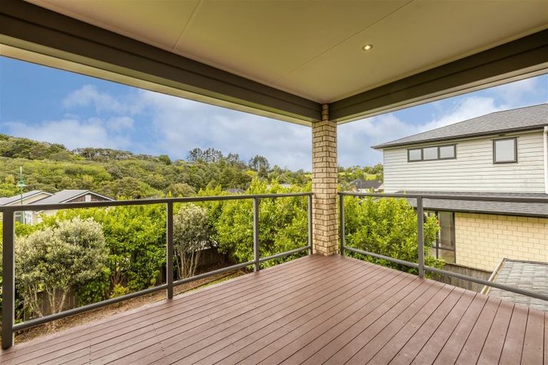Photo of property in 22 Dawood Place, The Gardens, Auckland, 2105