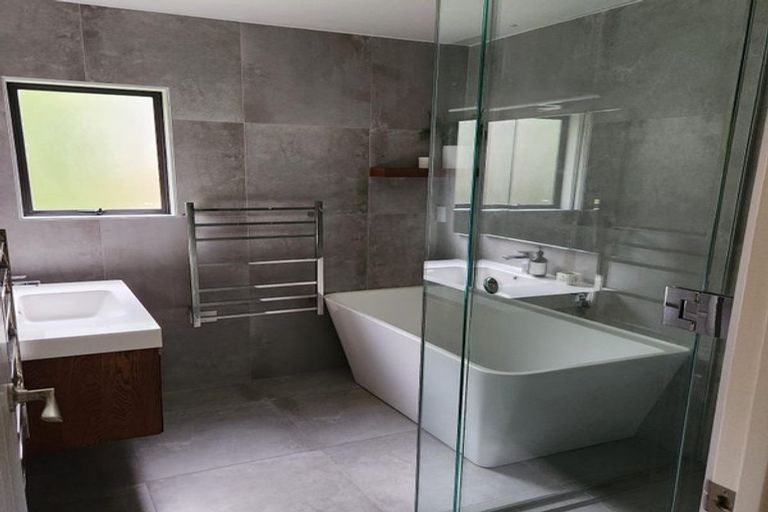 Photo of property in 74a Atkinson Road, Titirangi, Auckland, 0604