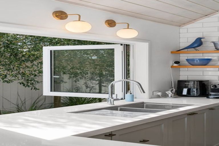 Photo of property in 24 Brodie Lane, Pauanui, Hikuai, 3579