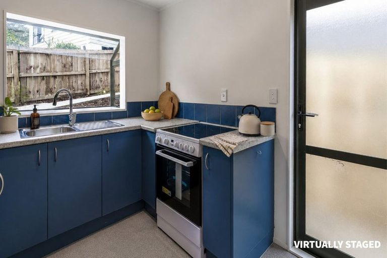 Photo of property in 15a Kellett Road, Ranui, Auckland, 0612