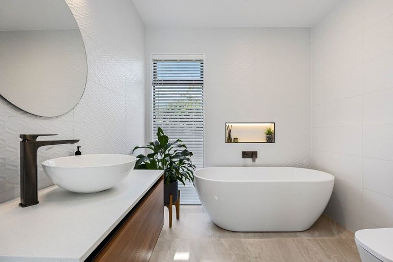 Photo of property in 69a Wai-iti Terrace, Bryndwr, Christchurch, 8052