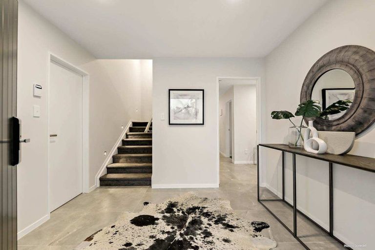 Photo of property in 13 Vazey Way, Hobsonville, Auckland, 0618