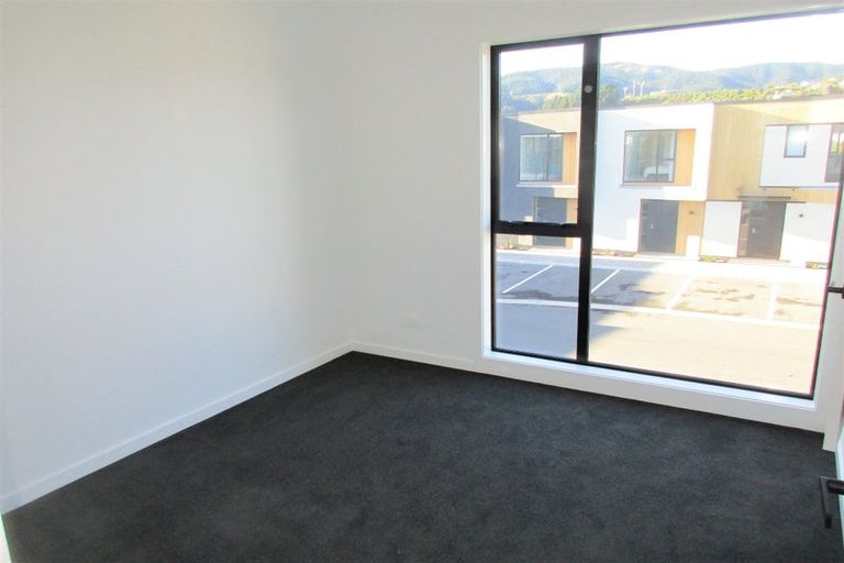 Photo of property in 17/10 Trieste Way, Paraparaumu, 5032
