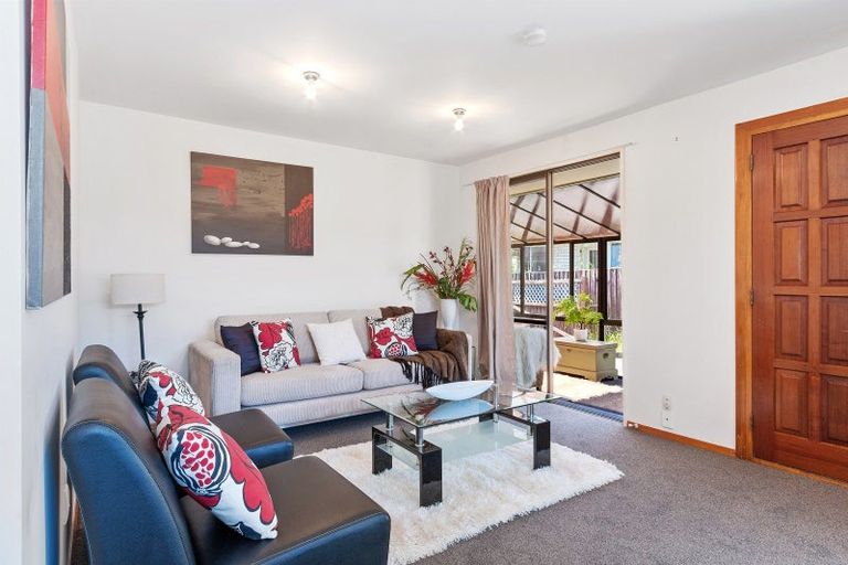 Photo of property in 2/132 Hay Street, Bromley, Christchurch, 8062