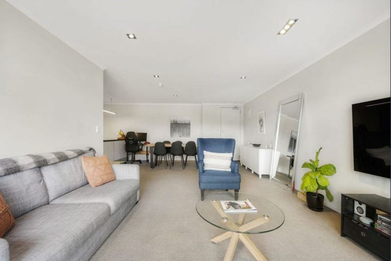 Photo of property in Bellagio Apartments, 6d/39 Taranaki Street, Te Aro, Wellington, 6011