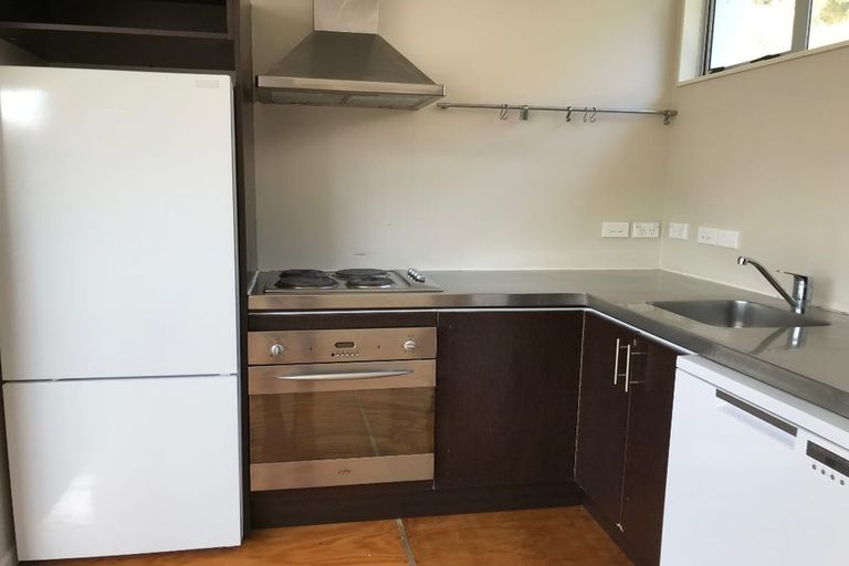 Photo of property in 4/306 Evans Bay Parade, Hataitai, Wellington, 6021