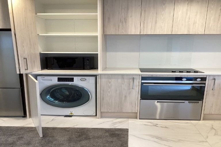 Photo of property in 6/7 Milne Crescent, Taita, Lower Hutt, 5011