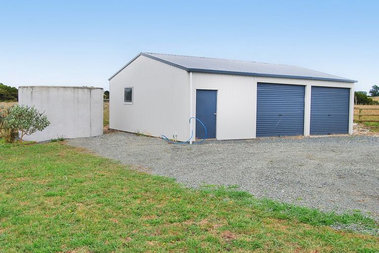 Photo of property in 255 Gibbons Road, Kaiwaka, 0573