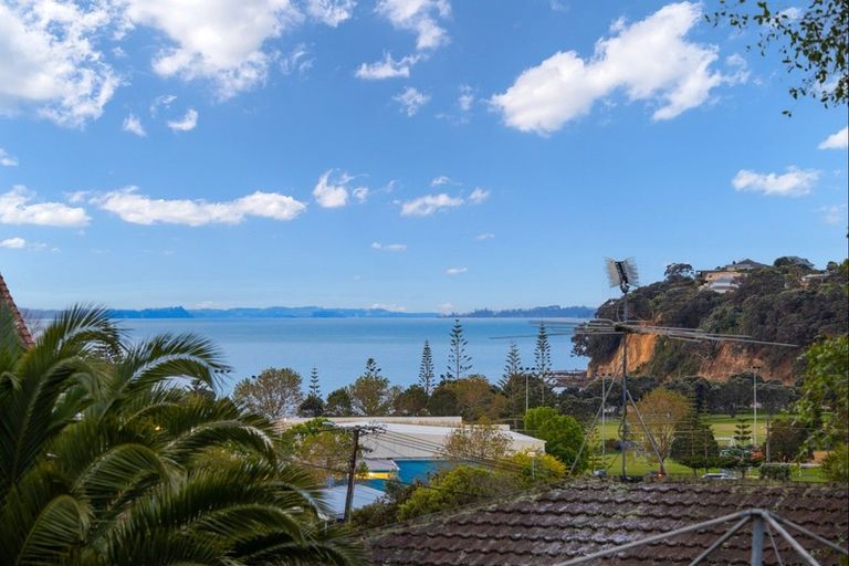 Photo of property in 5b Kauri Road, Stanmore Bay, Whangaparaoa, 0932
