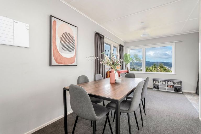 Photo of property in 172 Conclusion Street, Ascot Park, Porirua, 5024