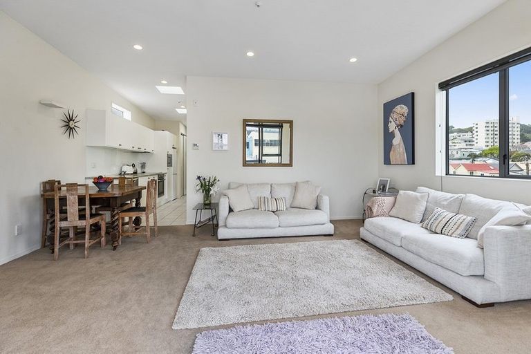 Photo of property in 17d Hania Street, Mount Victoria, Wellington, 6011