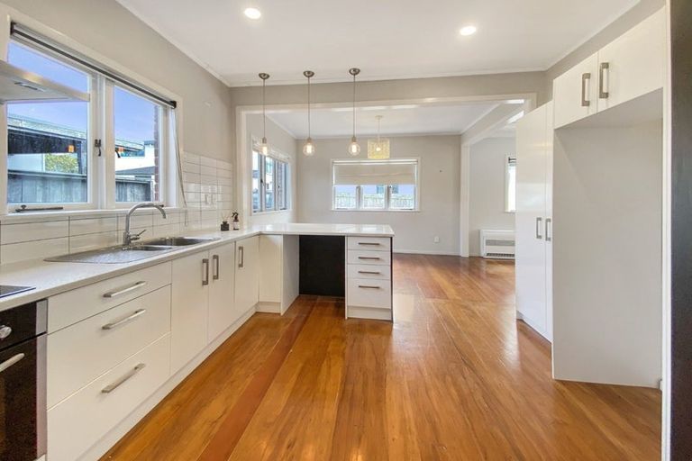 Photo of property in 1/4 Hayward Road, Papatoetoe, Auckland, 2025