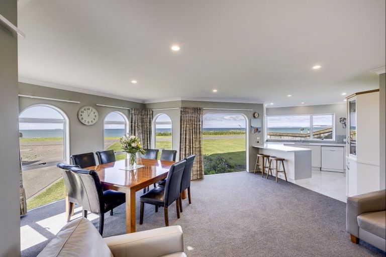 Photo of property in 120 North Shore Road, Eskdale, Napier, 4182