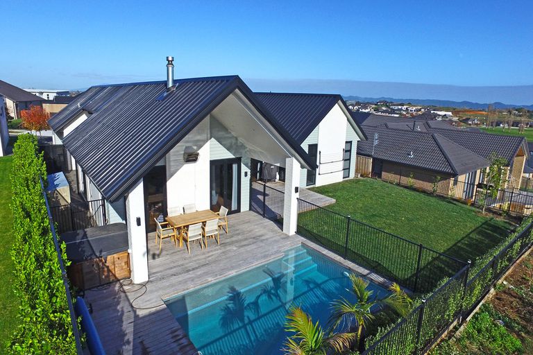 Photo of property in 17 Longbow Terrace, Flagstaff, Hamilton, 3210