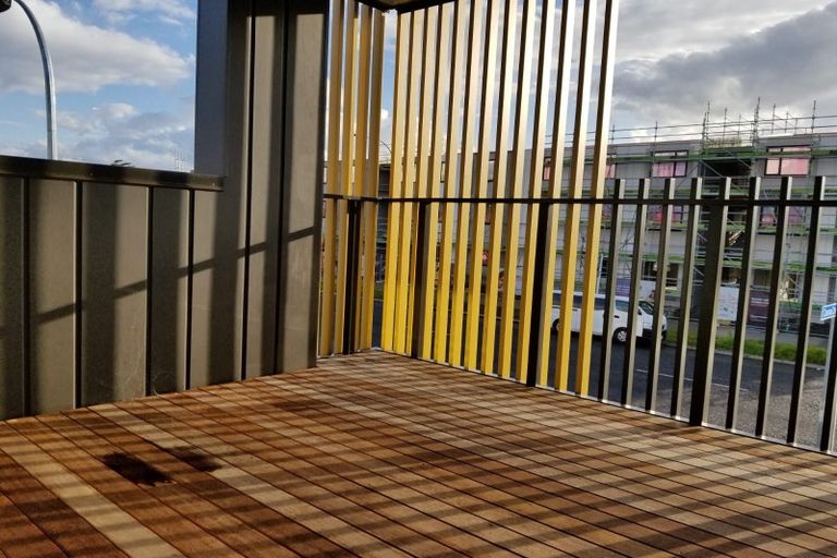 Photo of property in 5/45 Cessna Crescent, Mangere, Auckland, 2022