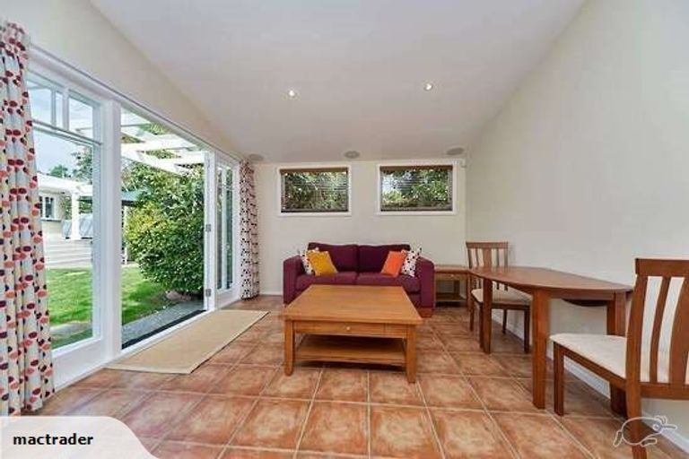 Photo of property in 11 Arawa Avenue, Devonport, Auckland, 0624