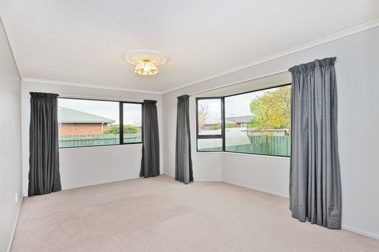 Photo of property in 696 Queens Drive, Waikiwi, Invercargill, 9810