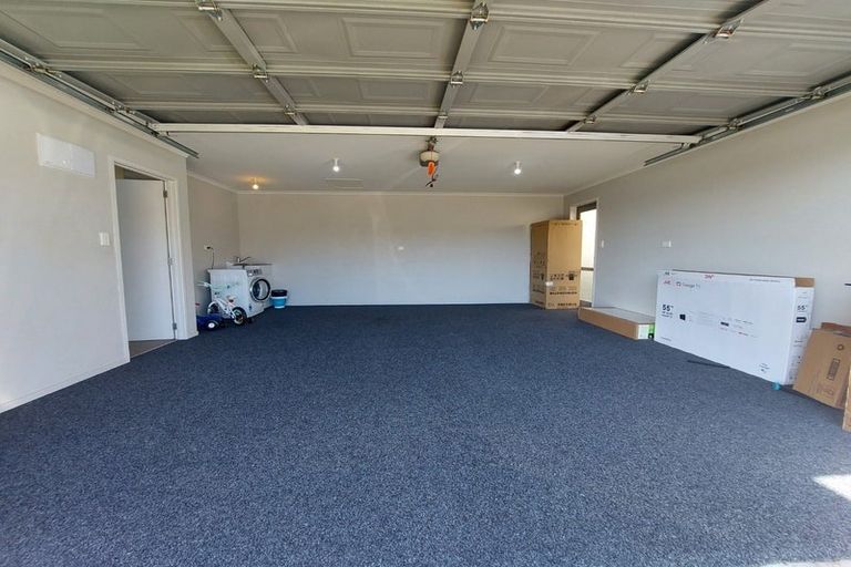Photo of property in 24 Fairfax Crescent, Pyes Pa, Tauranga, 3112