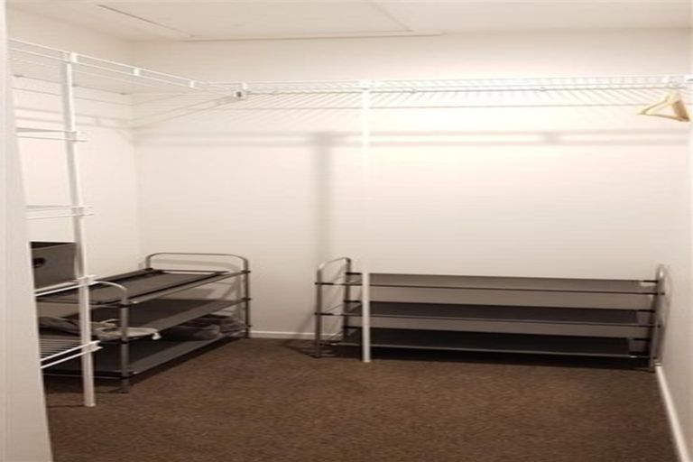 Photo of property in 1/26 Hollowout Street, Takanini, 2112