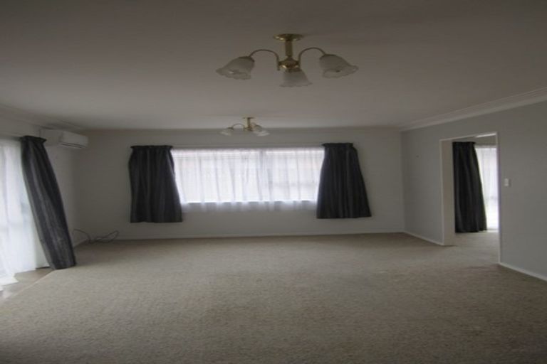 Photo of property in 11 Jutland Road, Pukekohe, 2120