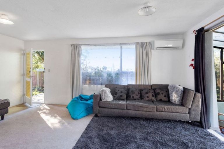 Photo of property in 2/14 Staffa Street, Woolston, Christchurch, 8062