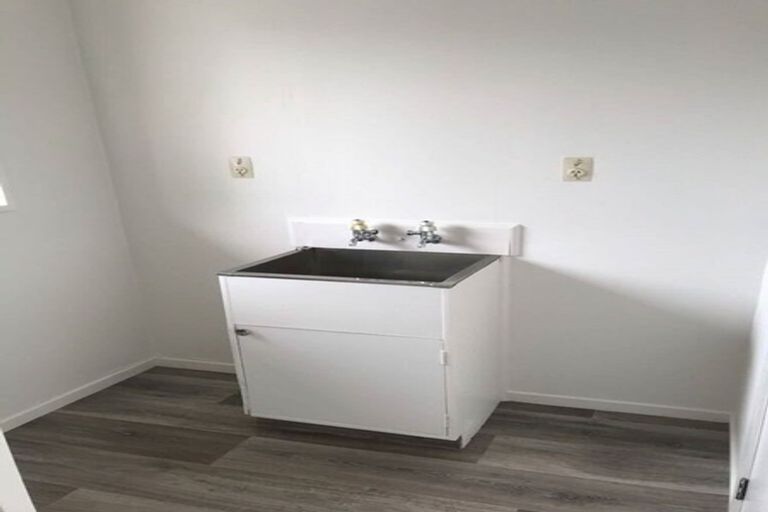 Photo of property in 2/877 Heaphy Terrace, Claudelands, Hamilton, 3214