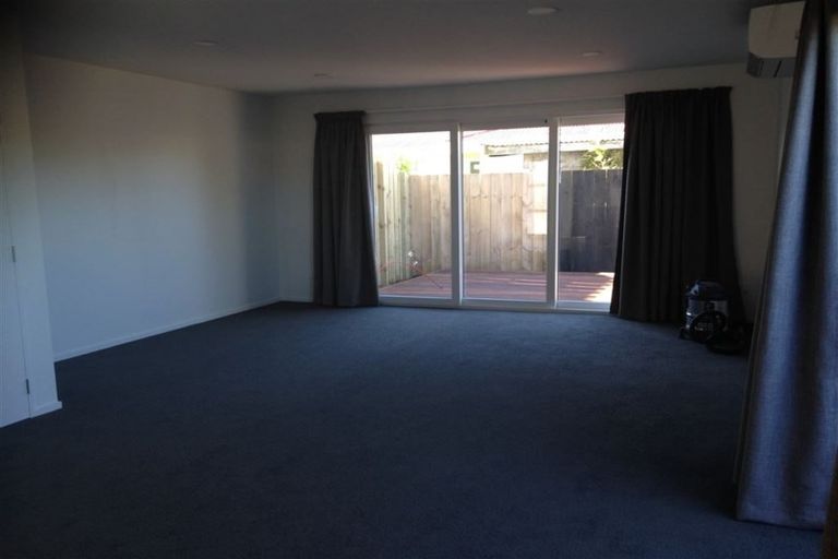 Photo of property in 4/6 Feilding Street, Addington, Christchurch, 8024