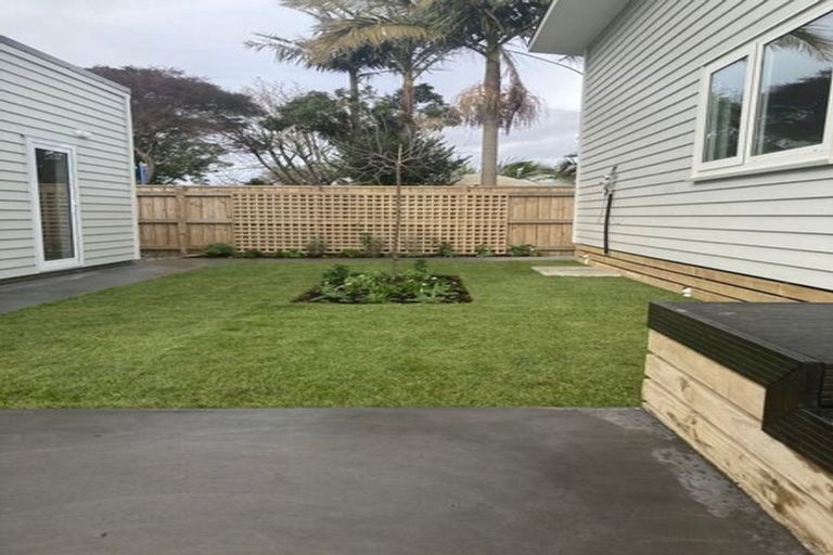 Photo of property in 8a Cuba Street, Takaro, Palmerston North, 4412