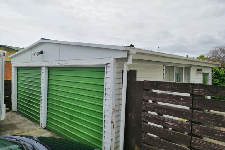 Photo of property in 83 Morrow Avenue, St Andrews, Hamilton, 3200