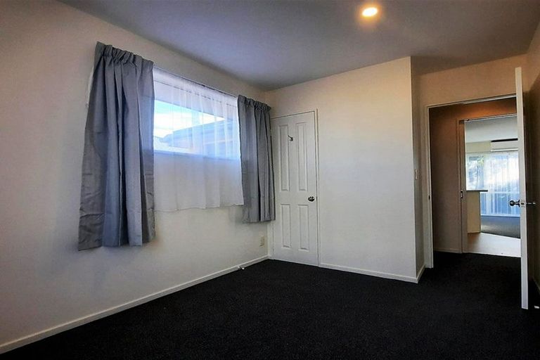 Photo of property in 90c Peverel Street, Riccarton, Christchurch, 8041