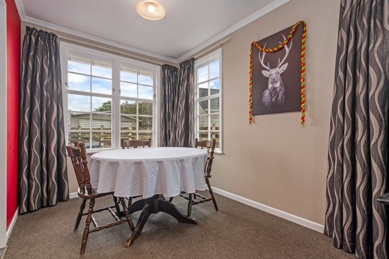 Photo of property in 88 Ruamahanga Crescent, Terrace End, Palmerston North, 4410